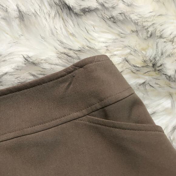 Vintage 90s Briggs New York Tan Pleated Back Hem Skirt - Picture 6 of 11